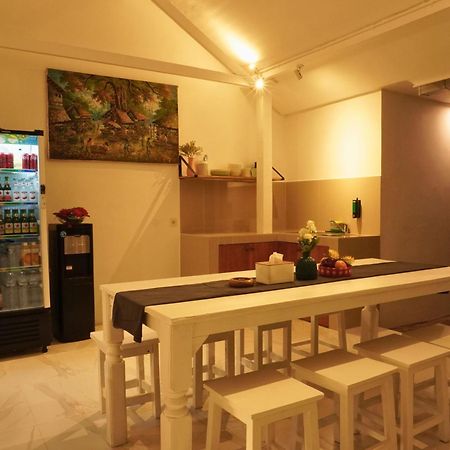 Summer Of Surf Hostel Uluwatu Унгасан Экстерьер фото