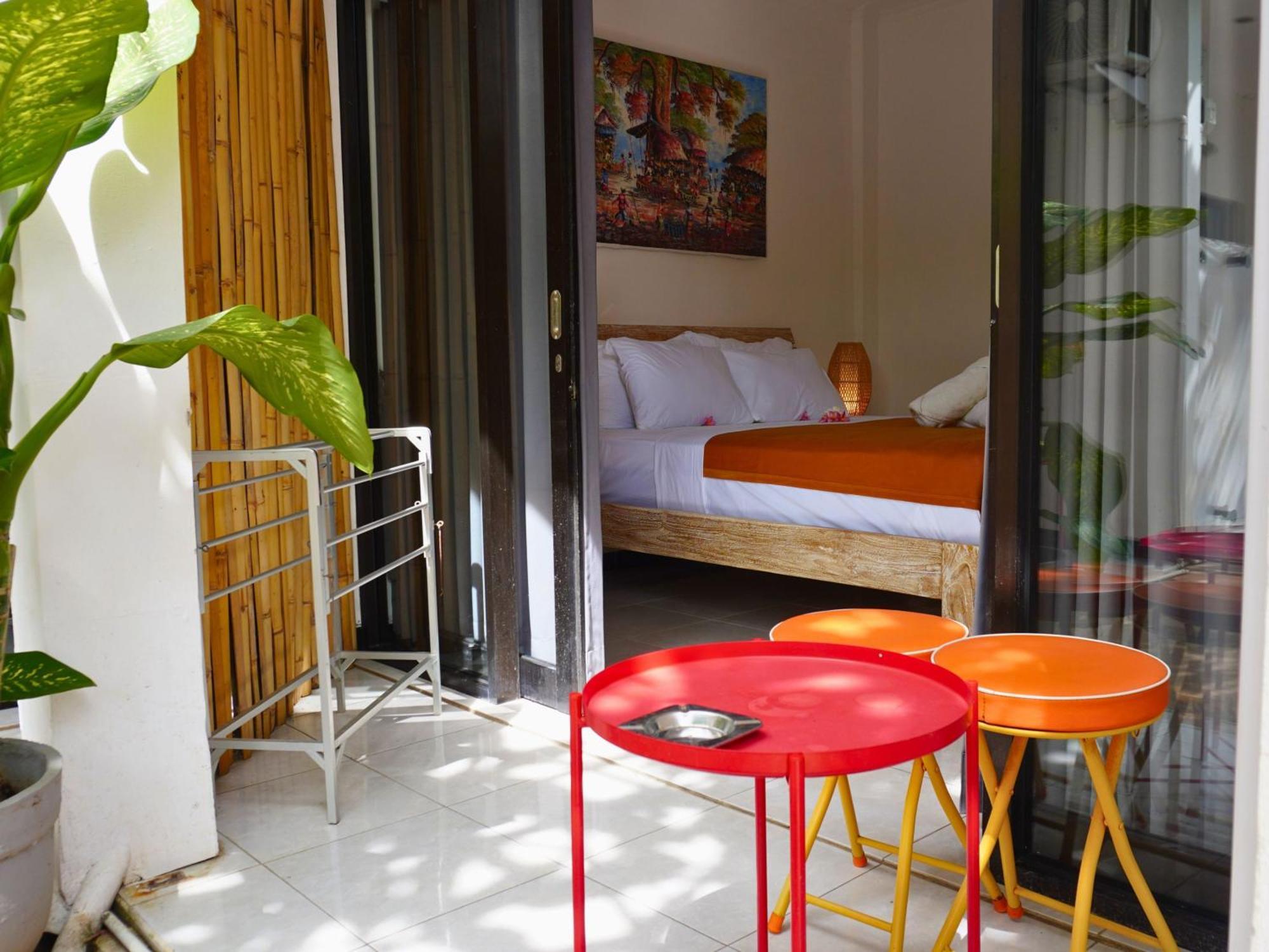 Summer Of Surf Hostel Uluwatu Унгасан Экстерьер фото