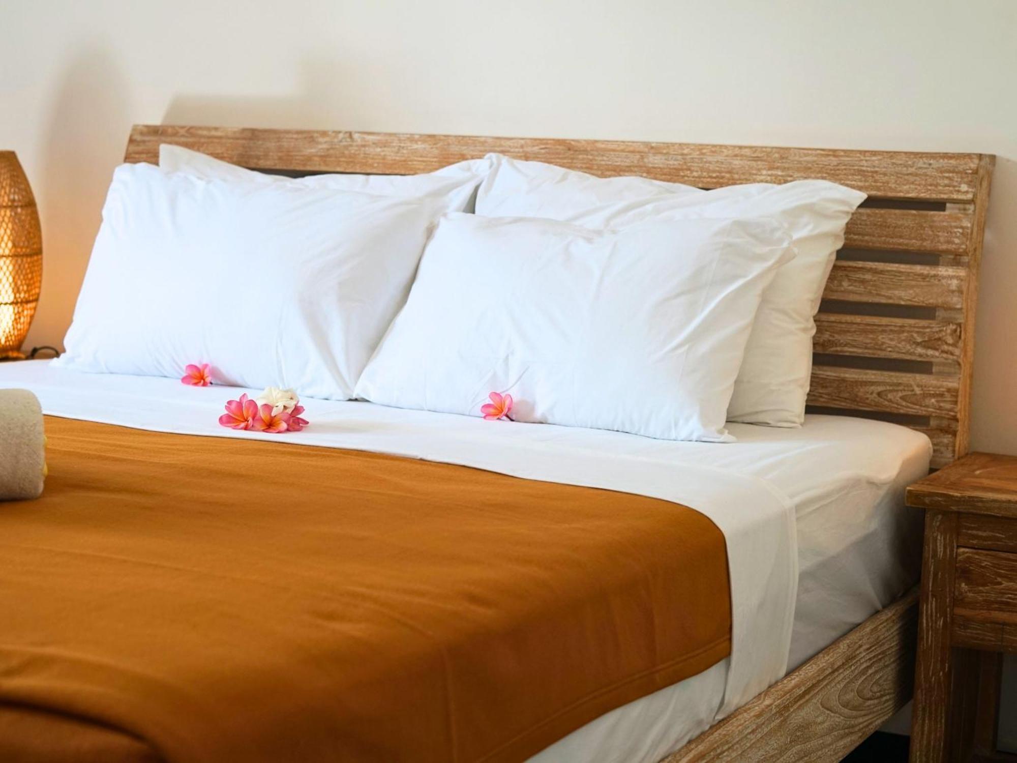 Summer Of Surf Hostel Uluwatu Унгасан Экстерьер фото