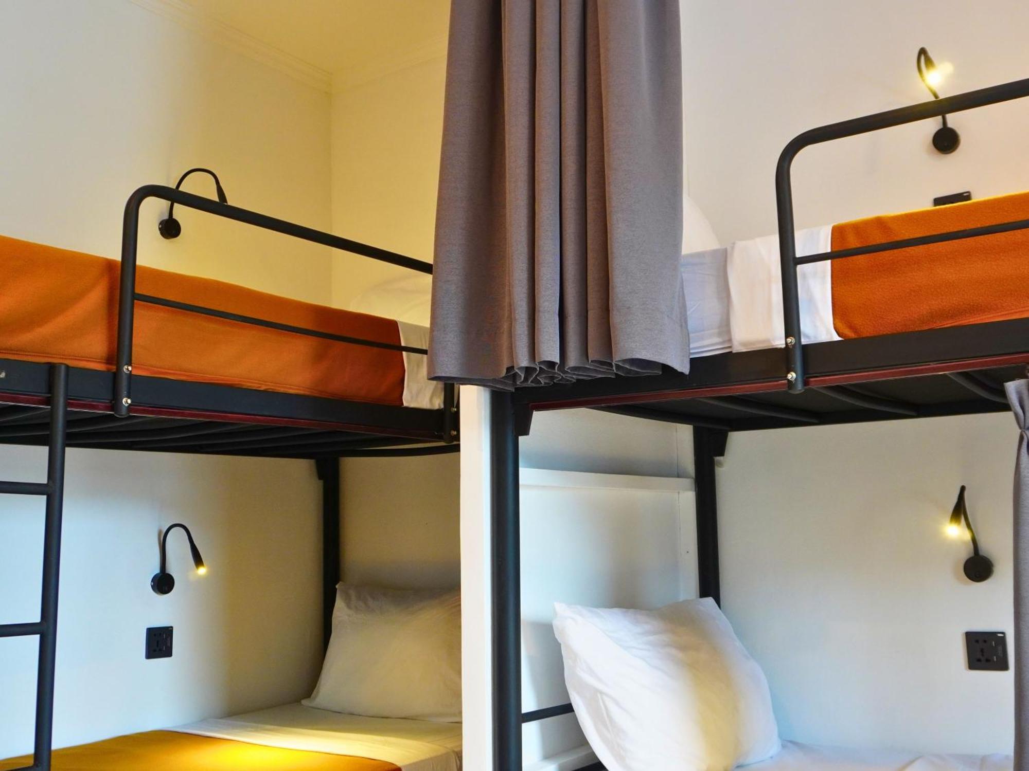 Summer Of Surf Hostel Uluwatu Унгасан Экстерьер фото