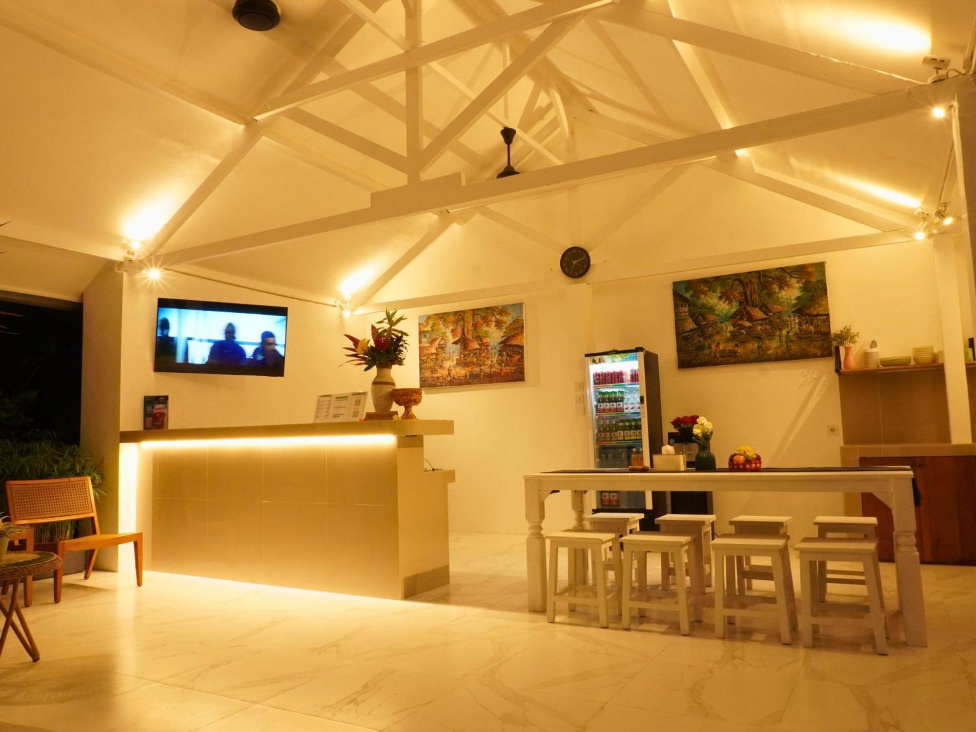 Summer Of Surf Hostel Uluwatu Унгасан Экстерьер фото